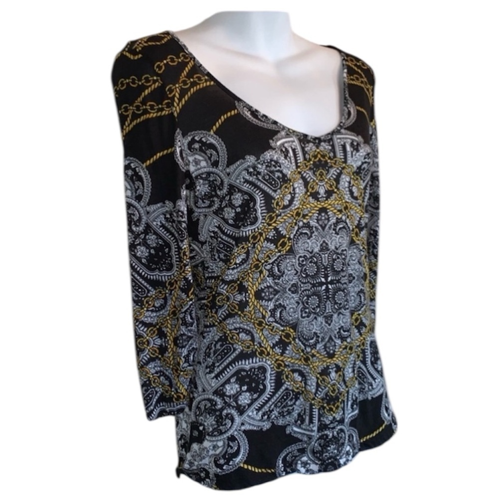 JENNIFER LÓPEZ Tee, black white gold chain, 3/4 sleeve, scoop neck. XS EUC